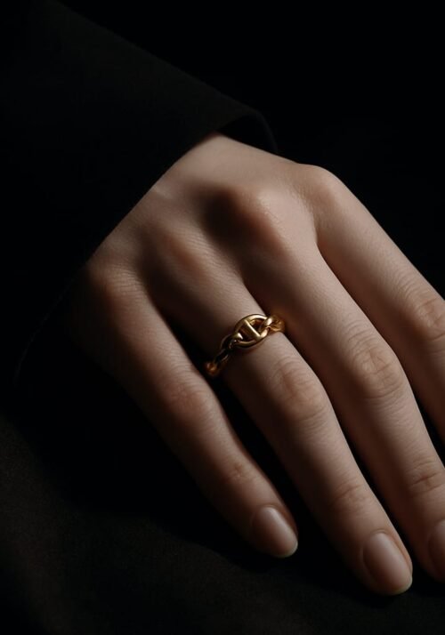 Vakhduci LineAura Hollow-Out Open Ring