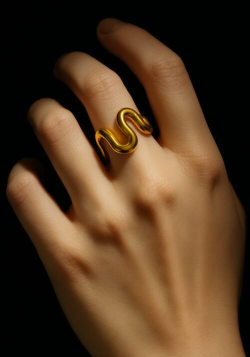 VAKHDUCI Wavemuse Luxe Ring