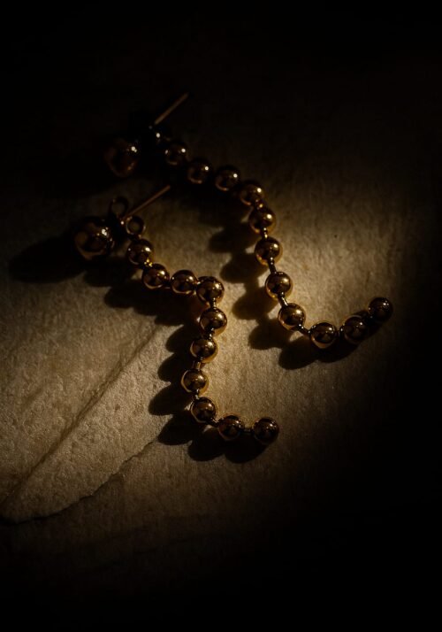 VAKHDUCI Golden Elegance Classic Drop Earring