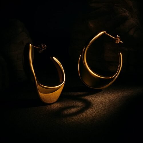 VAKHDUCI Vintage Aura C-Shape Stud Earring